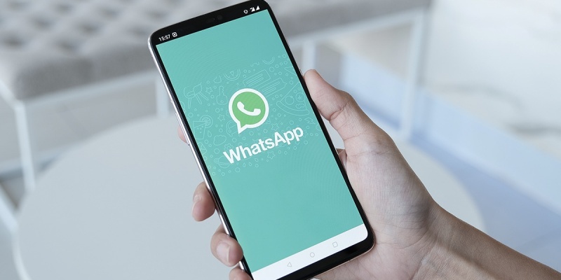 Demissão de funcionário pode ser feita por WhatsApp